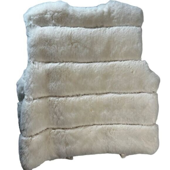 Papaya Womens Faux‎ Fur Ivory Sleeveless Vest Size Small - Picture 2 of 4